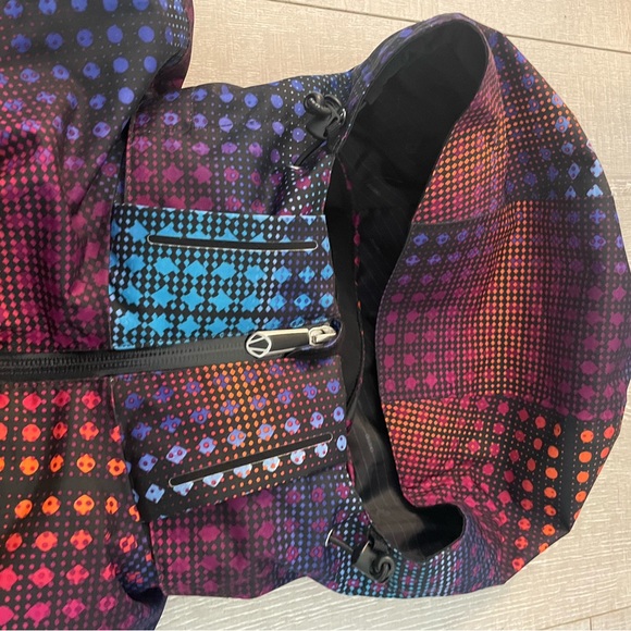 Women’s high quality ski jacket - Picture 5 of 5